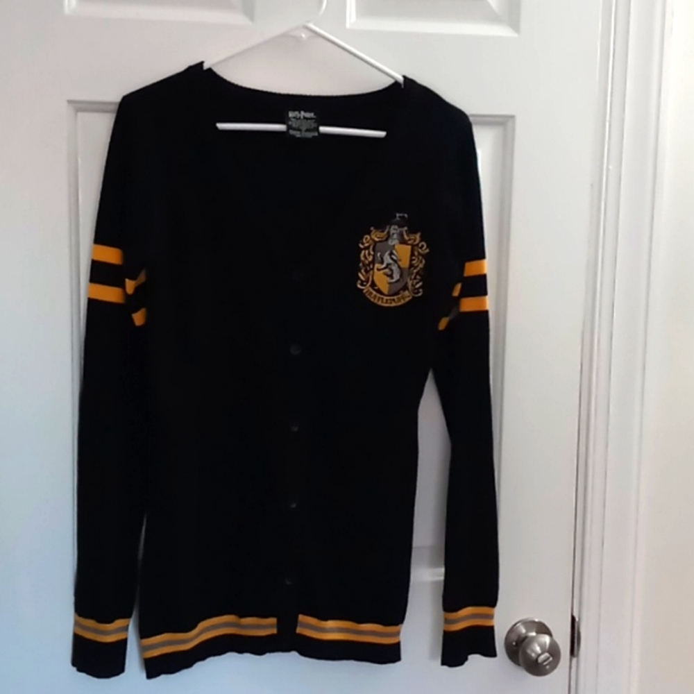 Harry Potter Hufflepuff House Black Cardigan, size M